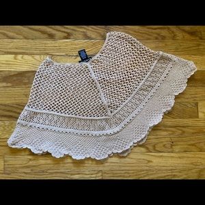 BEBE crotchet poncho